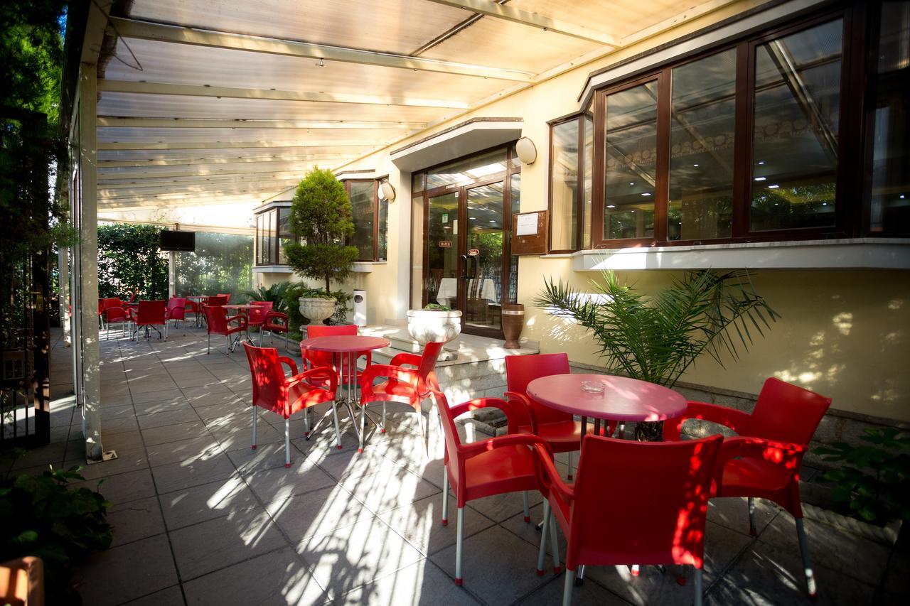 Kolping Hotel Shkoder Exterior photo